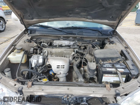 2001 Toyota Camry CE with VIN 4T1BG22K31U028525, listed as a Copart auction lot 50034775 with 103,444 mi miles and Salvage Title. Bid and sale history available at carsss.com. Image 11.