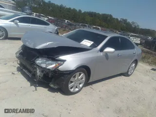 2009 Lexus ES 350 with VIN JTHBJ46G592324028, listed as a IAAI auction lot 36239008 with 148,990 mi miles. Bid and sale history available at carsss.com. Image 2.