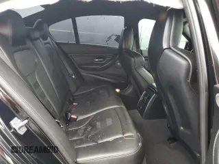 2017 BMW M3 z VIN WBS8M9C57H5G83957, wystawiony jako Copart lot #85816564 z przebiegiem 44 751 mil mil oraz Szkoda całkowita • Salvage title. Historia ofert i sprzedaży dostępna na DreamBid. Obrazek 10.
