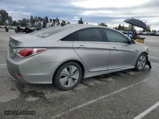 2013 Hyundai Sonata Hybrid Limited with VIN KMHEC4A43DA074658, listed as a Copart auction lot 48430575 with 116,717 mi miles and Salvage Title. Bid and sale history available at carsss.com. Image 3.