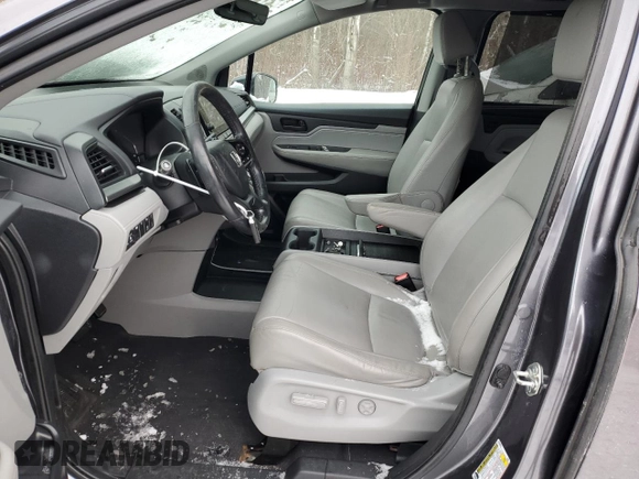 2018 Honda Odyssey EX-L z VIN 5FNRL6H66JB502556, wystawiony jako Copart lot #81995684 z przebiegiem 199 440 mil mil oraz Nie do naprawy • Non repairable. Historia ofert i sprzedaży dostępna na DreamBid. Obrazek 7.