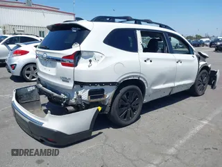 2022 Subaru Ascent Touring with VIN 4S4WMARD2N3425683, listed as a IAAI auction lot 42272008 with 45,233 mi miles and . Bid and sale history available at DreamBid. Image 4.