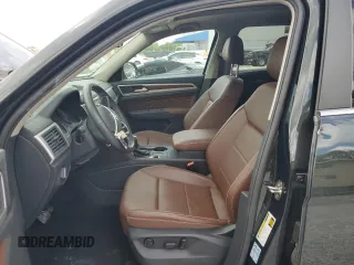 2021 Volkswagen Atlas SE with VIN 1V2JR2CA4MC594332, listed as a Copart auction lot 51476535 with 35,738 mi miles and Non repairable. Bid and sale history available at DreamBid. Image 7.