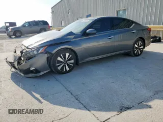 2019 Nissan Altima SV z VIN 1N4BL4DVXKC118559, wystawiony jako Copart lot #53390185 z przebiegiem 162 124 mil mil oraz Szkoda całkowita • Salvage title. Historia ofert i sprzedaży dostępna na DreamBid. Obrazek 1.