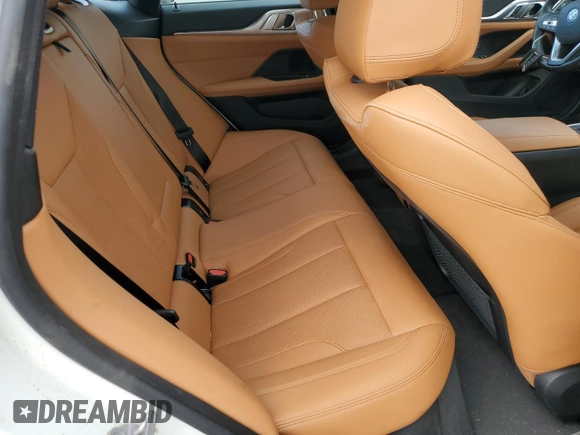 2024 BMW i4 eDrive35 z VIN WBY43AW05RFT14046, wystawiony jako Copart lot #54940645 z przebiegiem 6 456 mil mil oraz Szkoda całkowita • Salvage title. Historia ofert i sprzedaży dostępna na DreamBid. Obrazek 10.