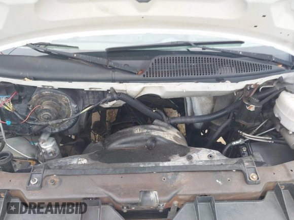 2011 Chevrolet Express Cargo with VIN 1GCWGGCA3B1127003, listed as a IAAI auction lot 42380652 with 158,049 mi miles and . Bid and sale history available at DreamBid. Image 10.