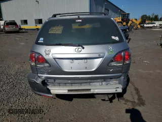 2002 Lexus RX 300 with VIN JTJHF10U220263729, listed as a Copart auction lot 65987344 with 189,057 mi miles and Salvage Title. Bid and sale history available at carsss.com. Image 6.