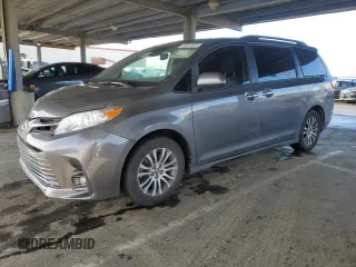 2018 Toyota Sienna XLE Auto Access Seat с VIN 5TDYZ3DC7JS917224, выставлен на аукционе Copart как лот 48361805 с пробегом 130 688 миль миль и Списание • Salvage title. История ставок и продаж доступна на DreamBid. Изображение 1.