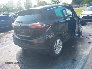 2023 Chevrolet Bolt EV 1LT z VIN 1G1FW6S00P4194095, wystawiony jako IAAI lot #42168182 z przebiegiem 9 122 mil mil oraz . Historia ofert i sprzedaży dostępna na DreamBid. Obrazek 4.
