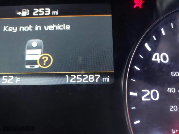 2017 Kia Soul ! with VIN KNDJX3AA5H7494352, listed as a IAAI auction lot 41662102 with 125,287 mi miles. Bid and sale history available at carsss.com. Image 7.