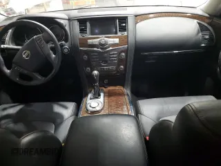 2019 Nissan Armada SL z VIN JN8AY2ND7KX008129, wystawiony jako Copart lot #57850435 z przebiegiem Nie podano mil oraz Szkoda całkowita • Salvage title. Historia ofert i sprzedaży dostępna na DreamBid. Obrazek 8.