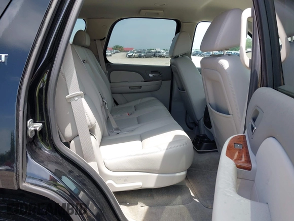 2008 Chevrolet Tahoe 2LT with VIN 1GNFC13048R147309, listed as a IAAI auction lot 42232493 with 87,027 mi miles and . Bid and sale history available at DreamBid. Image 8.