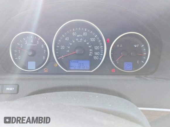 2008 Hyundai Veracruz GLS with VIN KM8NU13C68U029864, listed as a IAAI auction lot 42595094 with 219,131 mi miles and . Bid and sale history available at DreamBid. Image 7.
