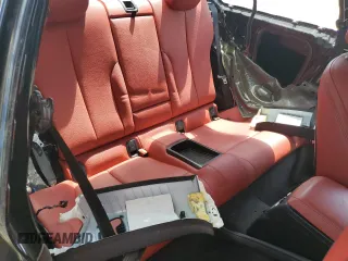 2015 BMW 4 Series 435i xDrive z VIN WBA3R5C55FK189312, wystawiony jako Copart lot #65376555 z przebiegiem 105 112 mil mil oraz Szkoda całkowita • Salvage title. Historia ofert i sprzedaży dostępna na DreamBid. Obrazek 10.