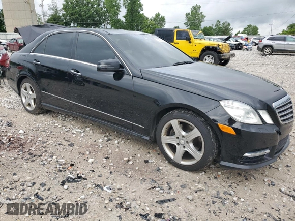 2013 Mercedes-Benz E 350 Luxury with VIN WDDHF8JB3DA677565, listed as a Copart auction lot 62122335 with 159,952 mi miles and Clean title. Bid and sale history available at DreamBid. Image 4.