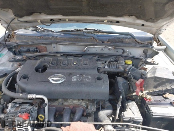 2005 Nissan Sentra SE-R z VIN 3N1AB51D75L577179, wystawiony jako IAAI lot #42351820 z przebiegiem 209 310 mil mil oraz . Historia ofert i sprzedaży dostępna na DreamBid. Obrazek 10.
