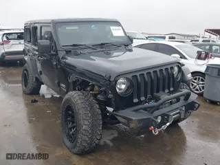 2018 Jeep Wrangler Unlimited Sport S with VIN 1C4HJXDG1JW221864, listed as a IAAI auction lot 41433403 with 71,833 mi miles. Bid and sale history available at carsss.com. Image 1.