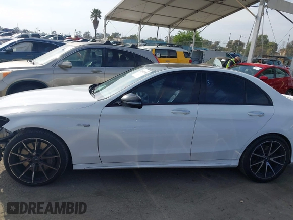 2017 Mercedes-Benz C 43 AMG with VIN 55SWF6EB5HU186085, listed as a IAAI auction lot 42021790 with 94,535 mi miles and . Bid and sale history available at DreamBid. Image 15.
