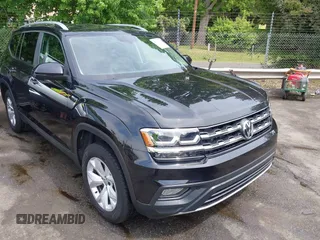 2018 Volkswagen Atlas SE with VIN 1V2CR2CA1JC539146, listed as a IAAI auction lot 42113961 with 141,875 mi miles and . Bid and sale history available at DreamBid. Image 1.