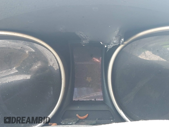 2016 Hyundai Santa Fe z VIN 5XYZU3LB4GG308030, wystawiony jako IAAI lot #42102832 z przebiegiem Nie podano mil oraz . Historia ofert i sprzedaży dostępna na DreamBid. Obrazek 14.