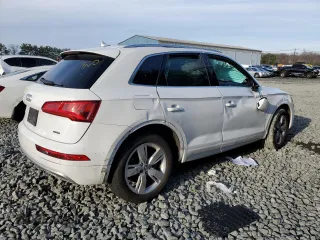 2019 Audi Q5 Premium Plus with VIN WA1BNAFY8K2080646, listed as a Copart auction lot 69328402 with 44,911 mi miles. Bid and sale history available at carsss.com. Image 3.