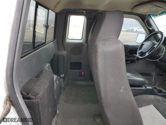 2006 Ford Ranger STX with VIN 1FTYR44U66PA47563, listed as a Copart auction lot 44042945 with 197,071 mi miles and Salvage Title. Bid and sale history available at carsss.com. Image 11.