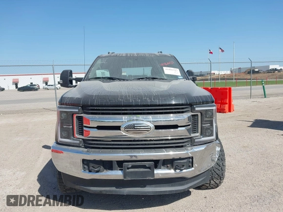 2018 Ford F-250 XL z VIN 1FT7W2BT4JEB37494, wystawiony jako IAAI lot #41866317 z przebiegiem 170 930 mil mil oraz . Historia ofert i sprzedaży dostępna na DreamBid. Obrazek 12.