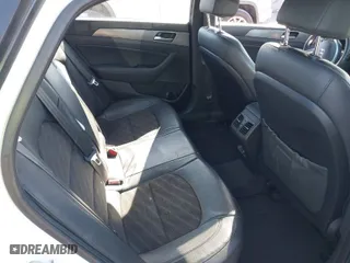 2018 Hyundai Sonata Limited with VIN 5NPE34AF1JH700511, listed as a IAAI auction lot 41589903 with 180,881 mi miles. Bid and sale history available at carsss.com. Image 8.