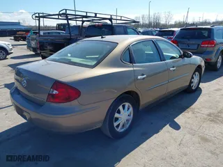 2006 Buick LaCrosse CX with VIN 2G4WC582661304172, listed as a IAAI auction lot 42038359 with 91,839 mi miles. Bid and sale history available at carsss.com. Image 4.