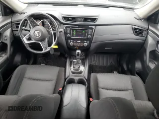 2020 Nissan Rogue SV z VIN JN8AT2MT8LW006193, wystawiony jako Copart lot #47047475 z przebiegiem 64 443 mil mil oraz Szkoda całkowita • Salvage title. Historia ofert i sprzedaży dostępna na DreamBid. Obrazek 8.