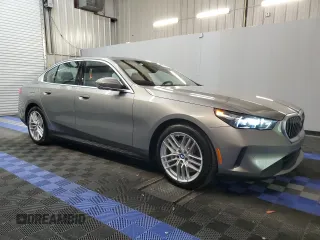 2024 BMW 5 Series 530i with VIN WBA43FJ03RCR71576, listed as a Copart auction lot 71856374 with 18,994 mi miles and Clean Title. Bid and sale history available at carsss.com. Image 4.