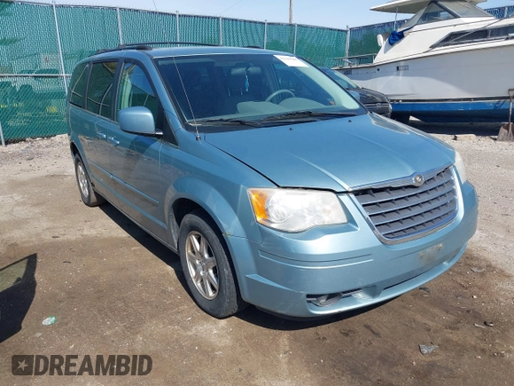 2008 Chrysler Town & Country Touring with VIN 2A8HR54P68R115192, listed as a IAAI auction lot 42141588 with 239,819 mi miles. Bid and sale history available at carsss.com. Image 1.