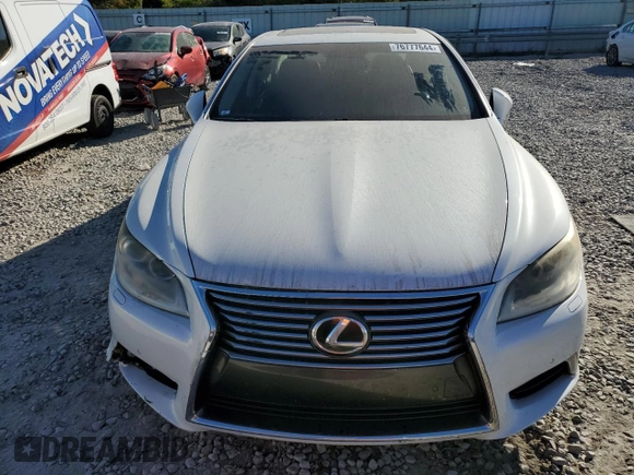 2013 Lexus LS 460 z VIN JTHBL5EF8D5123255, wystawiony jako Copart lot #76777644 z przebiegiem Nie podano mil oraz Szkoda całkowita • Salvage title. Historia ofert i sprzedaży dostępna na DreamBid. Obrazek 5.