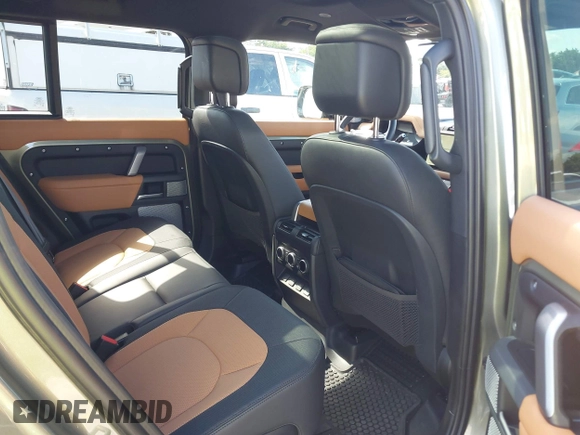 2024 Land Rover Defender X-Dynamic SE с VIN SALE2FEU8R2320398, выставлен на аукционе IAAI как лот 41513491 с пробегом 9 082 миль миль и . История ставок и продаж доступна на DreamBid. Изображение 8.