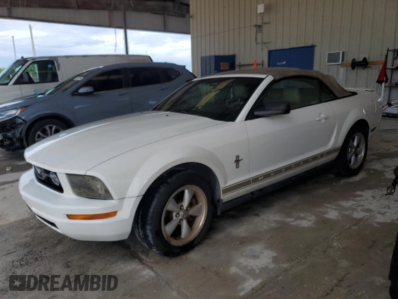 2008 Ford Mustang Deluxe с VIN 1ZVHT84N285127603, выставлен на аукционе Copart как лот 61134925 с пробегом Не указан миль и Чистый • Clean title. История ставок и продаж доступна на DreamBid. Изображение 1.