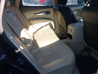2013 Infiniti M with VIN JN1BY1AR3DM604485, listed as a IAAI auction lot 41296739 with 60,516 mi miles. Bid and sale history available at carsss.com. Image 8.