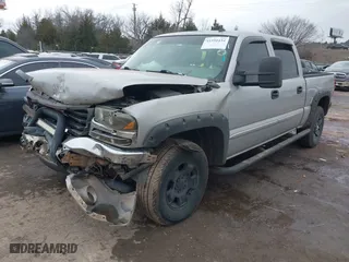 2006 GMC Sierra 1500 SLT with VIN 2GTEK13T461140044, listed as a IAAI auction lot 41590434 with 242,317 mi miles. Bid and sale history available at carsss.com. Image 18.