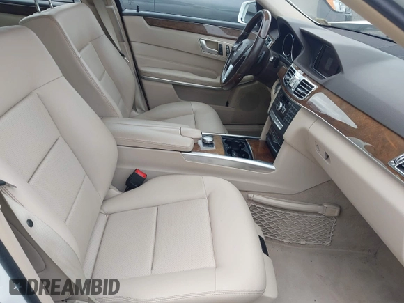 2014 Mercedes-Benz E 350 Luxury with VIN WDDHF8JB5EB040219, listed as a IAAI auction lot 42771799 with 65,454 mi miles and . Bid and sale history available at DreamBid. Image 5.