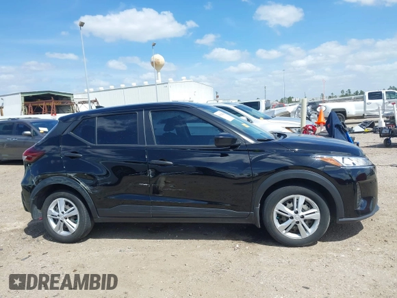 2022 Nissan Kicks S with VIN 3N1CP5BV3NL514002, listed as a IAAI auction lot 41824220 with 57,881 mi miles. Bid and sale history available at carsss.com. Image 13.