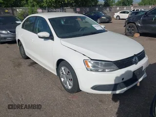 2012 Volkswagen Jetta SE with VIN 3VWBP7AJXCM028519, listed as a IAAI auction lot 42691606 with 142,464 mi miles and . Bid and sale history available at DreamBid. Image 1.