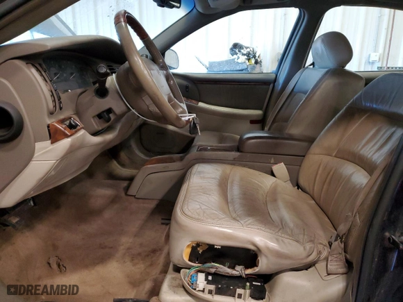 2003 Buick Park Avenue Ultra with VIN 1G4CU541534173085, listed as a Copart auction lot 83486594 with 193347 miles and Non Repairable. Bid and sale history available at carsss.com. Image 7.