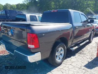 2016 Ram 1500 Express z VIN 1C6RR6KG0GS118906, wystawiony jako IAAI lot #42155565 z przebiegiem 148 016 mil mil oraz . Historia ofert i sprzedaży dostępna na DreamBid. Obrazek 4.