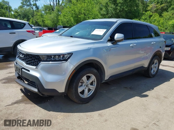2022 Kia Sorento LX with VIN 5XYRGDLC8NG113406, listed as a IAAI auction lot 42226699 with 60,848 mi miles and . Bid and sale history available at DreamBid. Image 2.