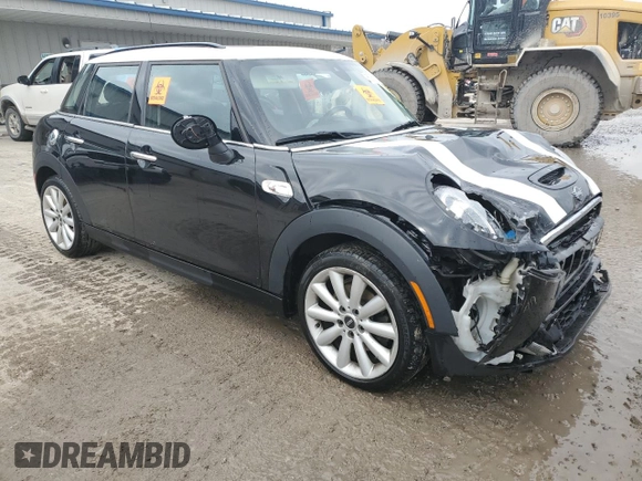 2021 MINI Hardtop 4 Door Cooper S с VIN WMWXU9C04M2M96933, выставлен на аукционе Copart как лот 80886524 с пробегом 60 746 миль миль и Списание • Salvage title. История ставок и продаж доступна на DreamBid. Изображение 4.