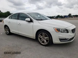 2014 Volvo S60 T5 z VIN YV1612FS6E2285174, wystawiony jako Copart lot #59003035 z przebiegiem 102 548 mil mil oraz Szkoda całkowita • Salvage title. Historia ofert i sprzedaży dostępna na DreamBid. Obrazek 4.