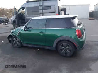 2020 MINI Hardtop Cooper SE with VIN WMWXP3C09L2M38724, listed as a IAAI auction lot 41164970 with Not Provided miles and . Bid and sale history available at DreamBid. Image 15.