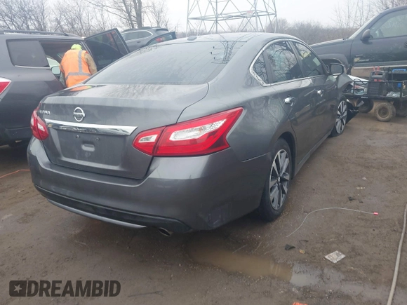 2017 Nissan Altima SR z VIN 1N4AL3AP6HC481669, wystawiony jako IAAI lot #41545375 z przebiegiem 93 271 mil mil oraz . Historia ofert i sprzedaży dostępna na DreamBid. Obrazek 4.