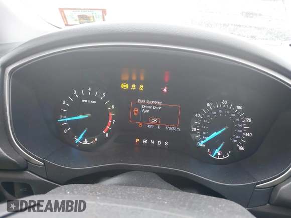 2013 Ford Fusion SE with VIN 3FA6P0HR4DR311449, listed as a IAAI auction lot 41860217 with 178,732 mi miles. Bid and sale history available at carsss.com. Image 7.