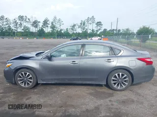 2017 Nissan Altima SV с VIN 1N4AL3AP5HC158472, выставлен на аукционе IAAI как лот 42465752 с пробегом 119 814 миль миль и . История ставок и продаж доступна на DreamBid. Изображение 14.