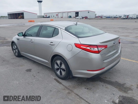 2013 Kia Optima EX z VIN KNAGM4AD1D5058829, wystawiony jako IAAI lot #42301045 z przebiegiem 90 175 mil mil oraz . Historia ofert i sprzedaży dostępna na DreamBid. Obrazek 3.